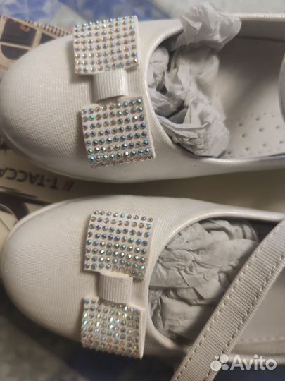 Новые нарядные туфли, кожаные стельки