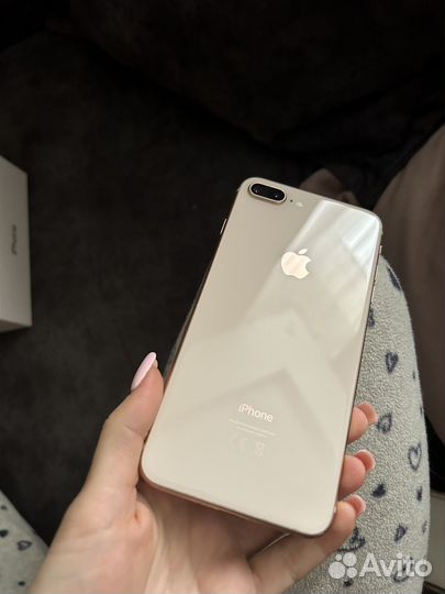 iPhone 8 Plus, 64 ГБ