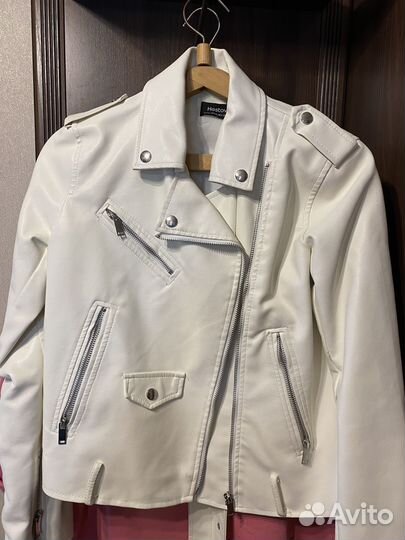 Ветровки женские