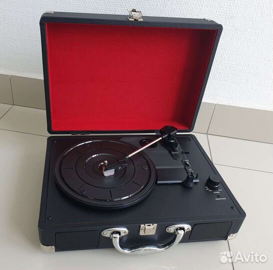 Новый граммофон, проигрыватель пластинок