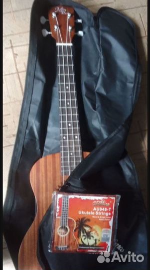 Укулеле тенор