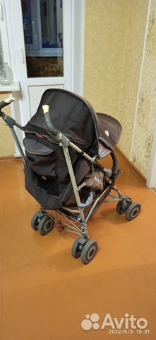 Продам прогулочную коляску-трость Maclaren
