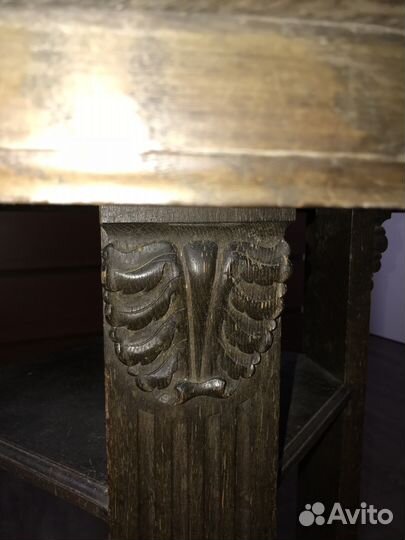 Антикварный стол