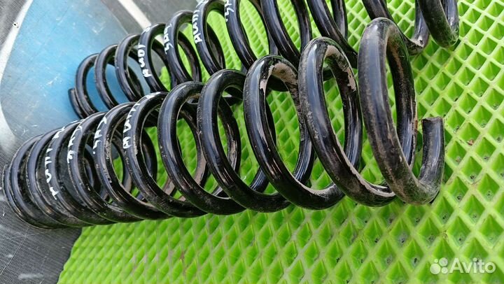 Пружина задняя Audi 80 B3