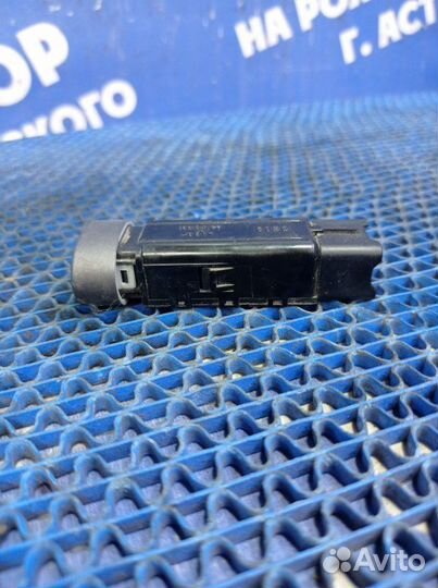 Кнопка кондиционера Hyundai Accent седан G4EC 2005