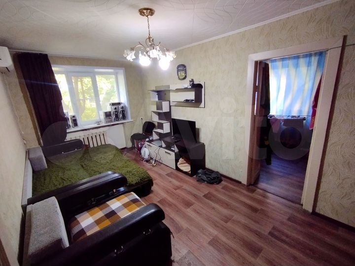 2-к. квартира, 42 м², 1/5 эт.