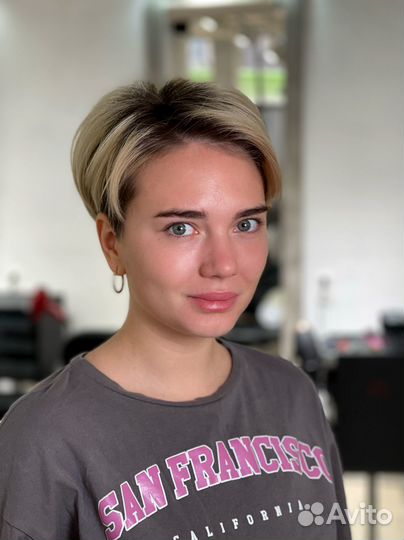 Стрижка волос