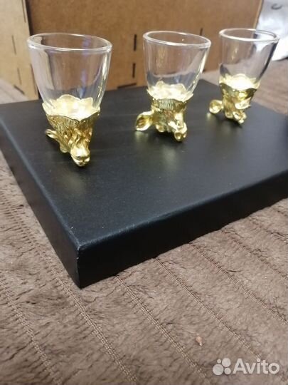 Продам набор рюмок