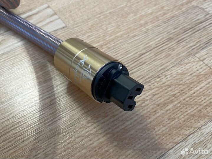 Кабель питания силовой для аудиоаппаратуры