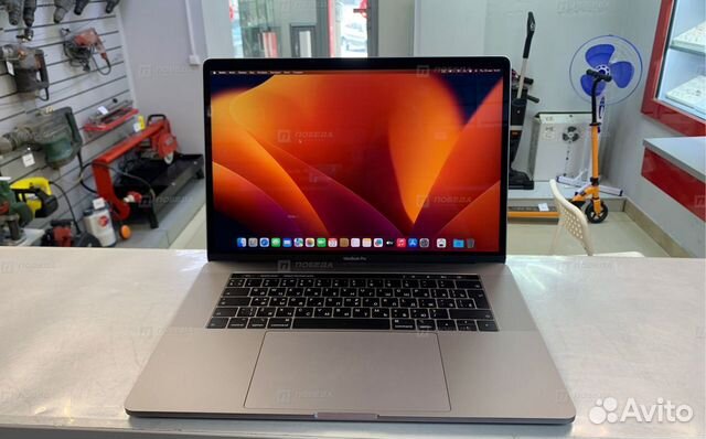 Зв8-Ноутбук Apple MacBook Pro