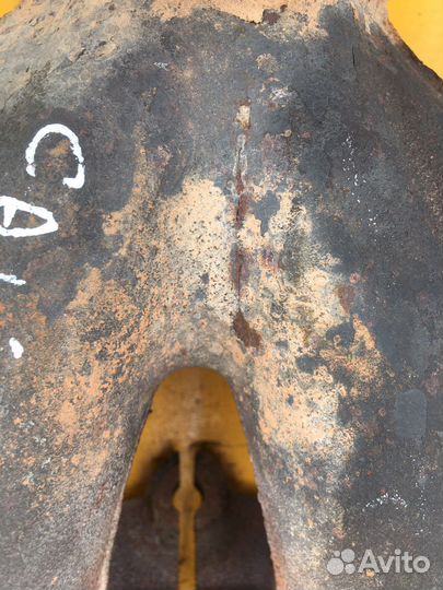 Коллектор выпускной Dodge Caliber 1.8