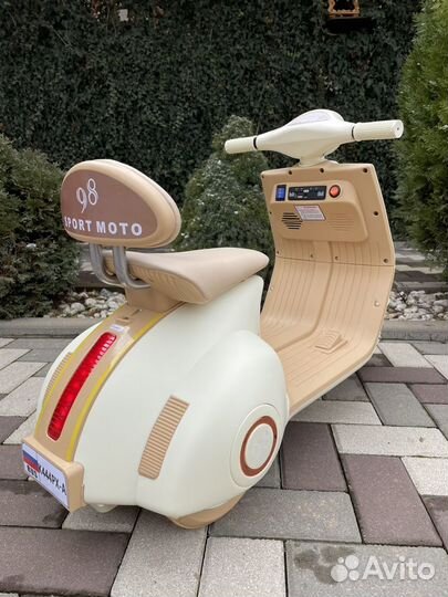 Детский мотоцикл Vespa К777рх-А