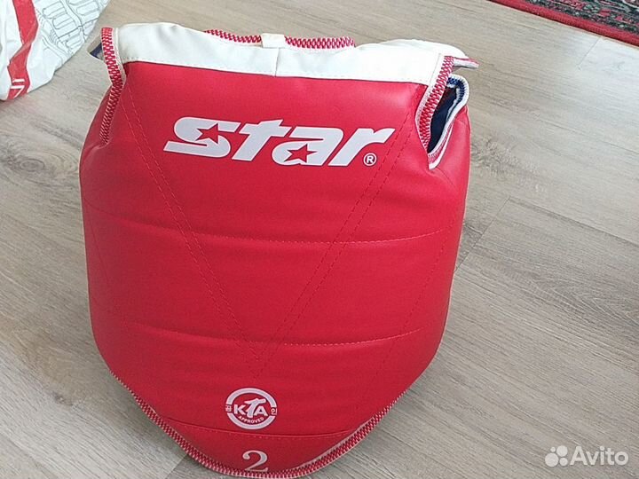 Нагрудник(защита спортивная)