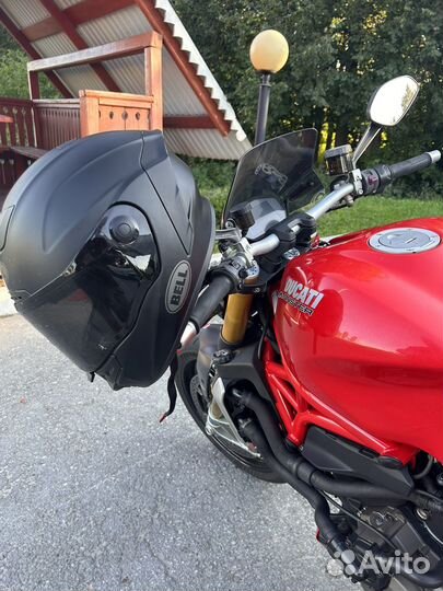 Ducati Monster 1200S