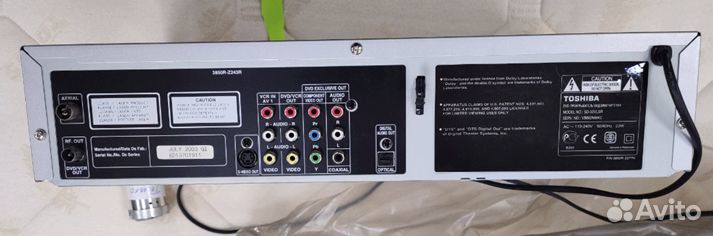 DVD CD VHS проигрыватель Tоshibа SD 33 VL
