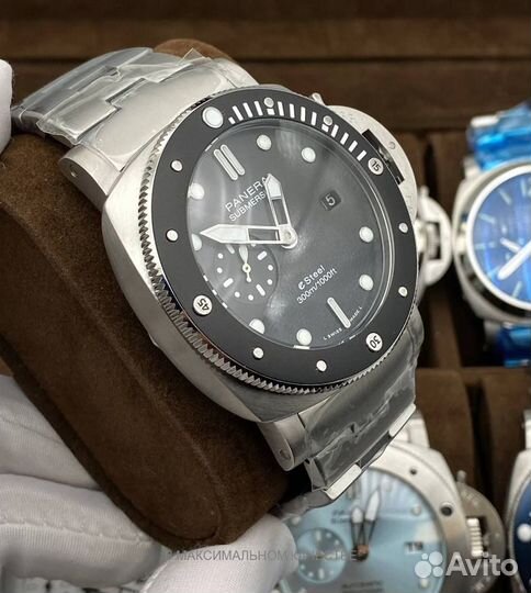 Массивные мужские часы Panerai Submersible