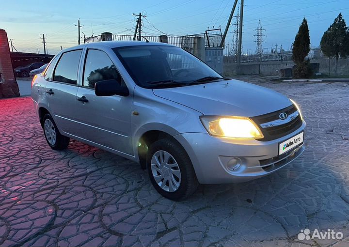 LADA Granta 1.6 МТ, 2012, 241 000 км