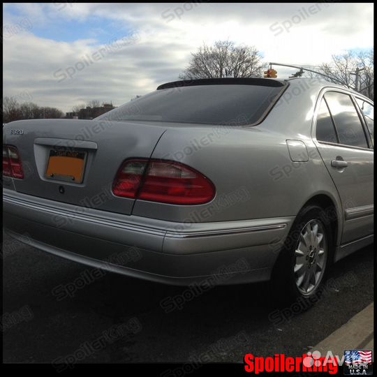 Козырек заднего стекла Mercedes-Benz W210