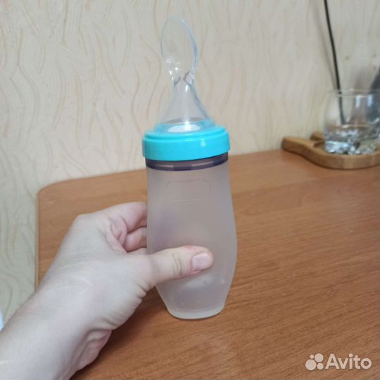 Бутылочка для прикорма новая