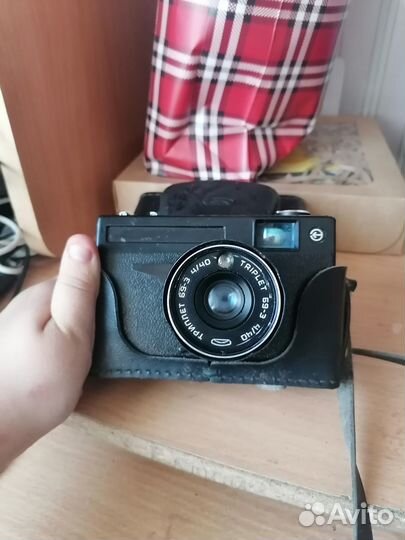 Пленочный фотоаппарат 