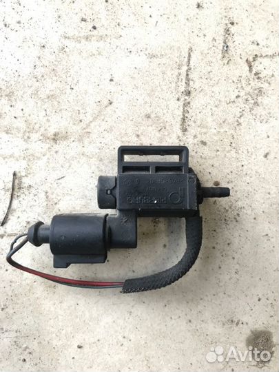 Электромагнитный клапан Volkswagen Passat B5+ BDN