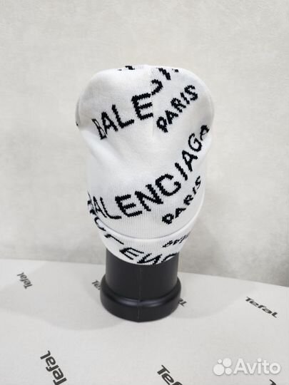 Шапка balenciaga