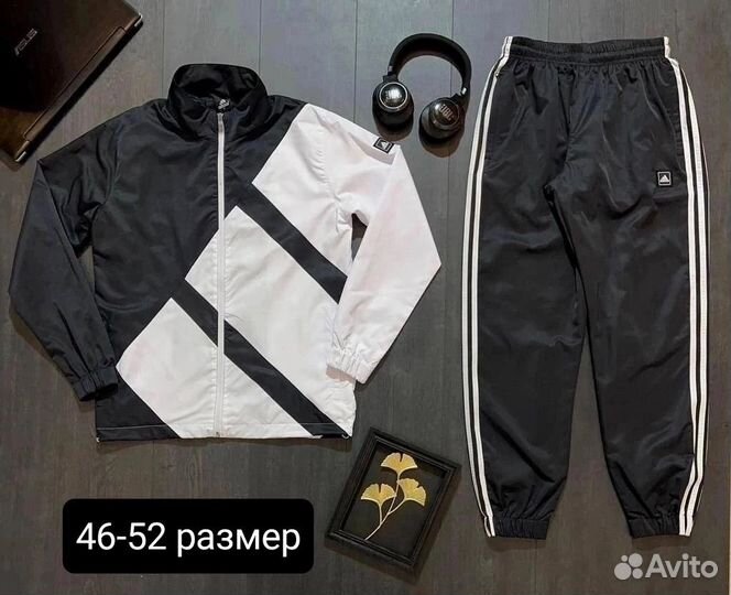 Спортивный костюм adidas