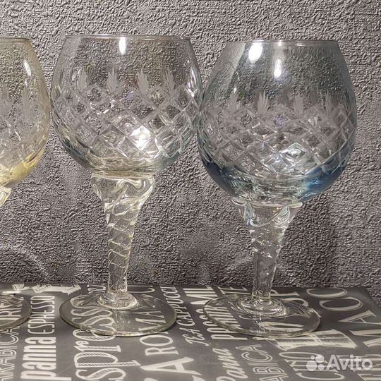 Бокалы, фужеры цветное стекло