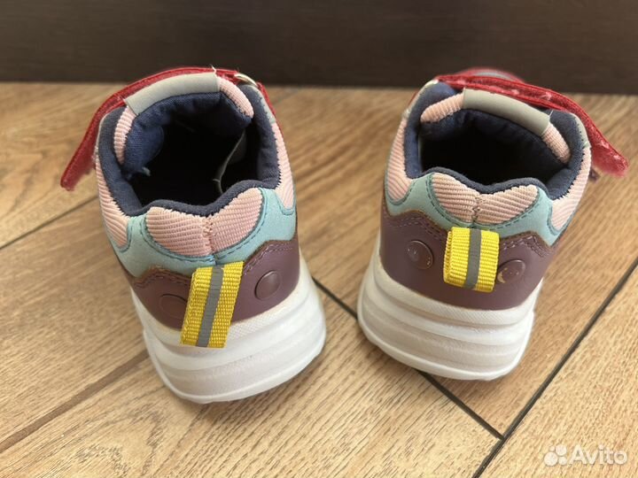 Кроссовки для девочки, 21 размер