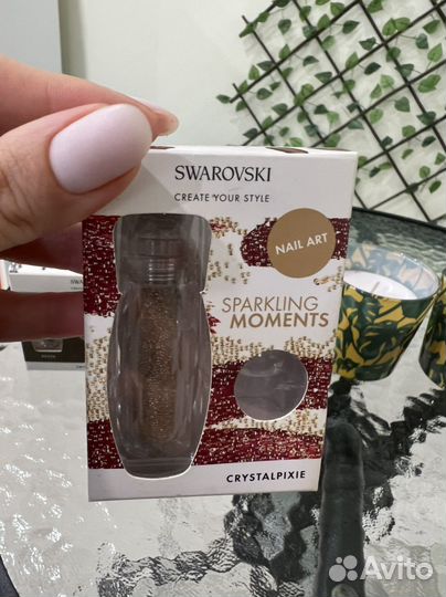 Swarovski crystalpixie