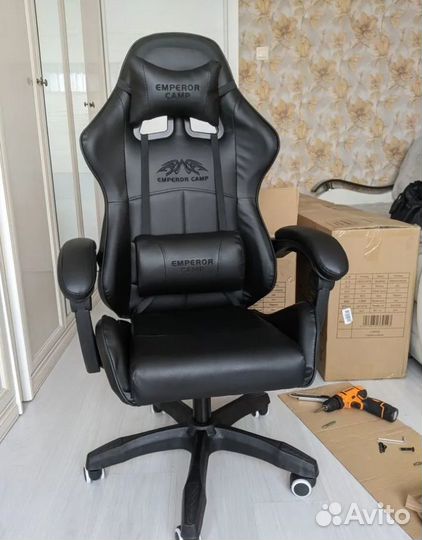 Компьютерное игровое кресло