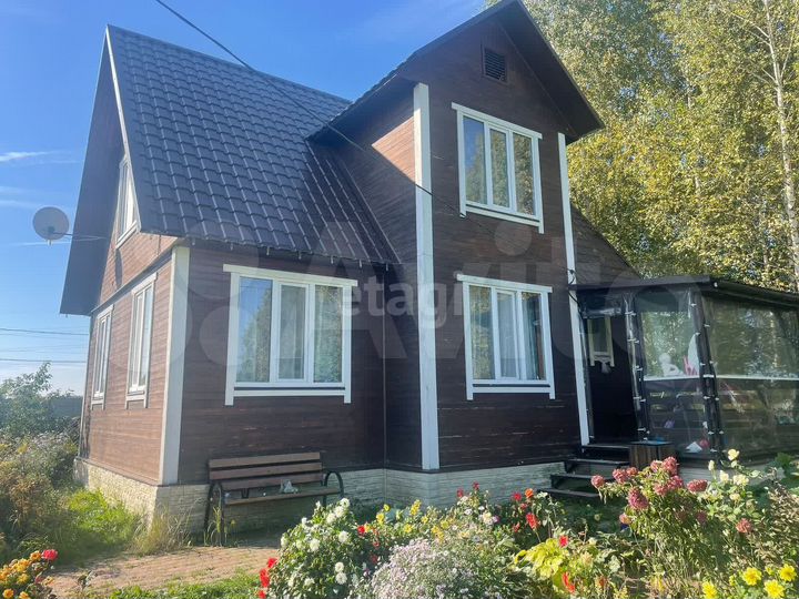 Дом 97,8 м² на участке 10 сот.