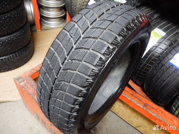 Bridgestone Blizzak WS-60 205/60 R16