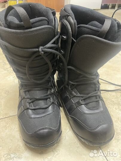 Сноубордические ботинки 43