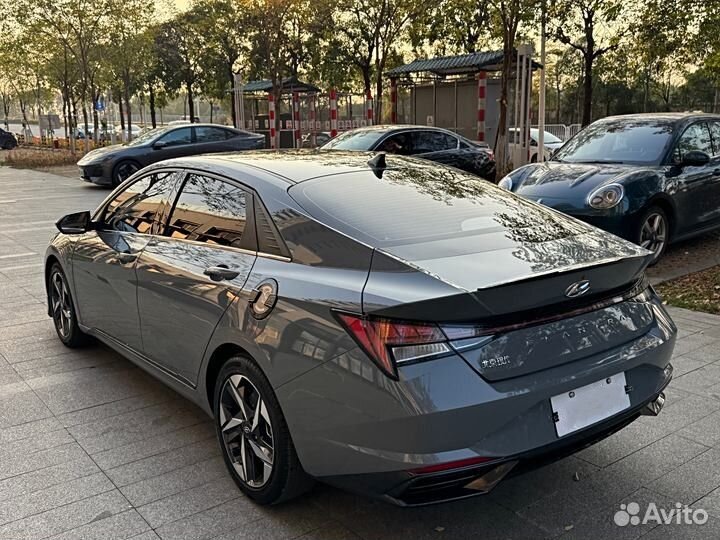 Hyundai Elantra 1.5 CVT, 2022, 32 000 км