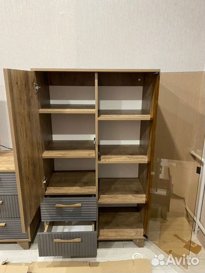 Стенка в гостиную