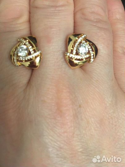 Серьги под золото