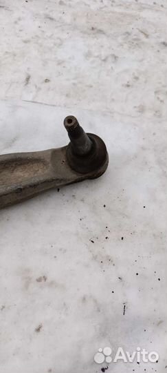 Рычаги передние нижние Кадилак SRX 2010-2015 год