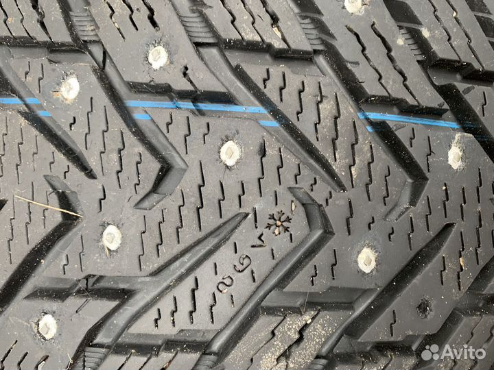 Nokian Tyres Hakkapeliitta 8 SUV 235/60 R18