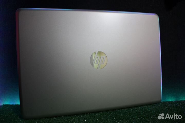 Игровой ноутбук HP Pavilion 17.3