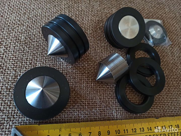 Ножки шипы подставки для аппаратуры