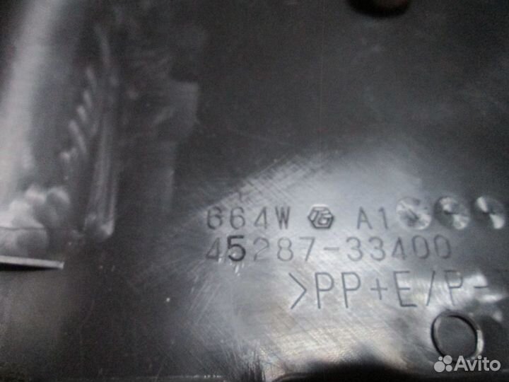 Накладка колонки рулевой Toyota Camry V70 Тойота