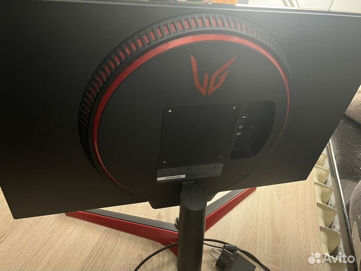 Монитор 27 дюймов