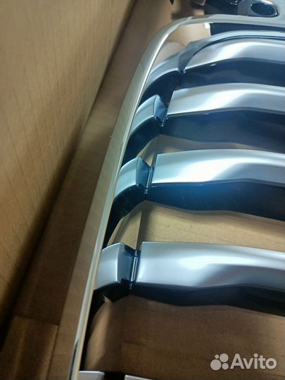 Решетка радиатора BMW 51137454895