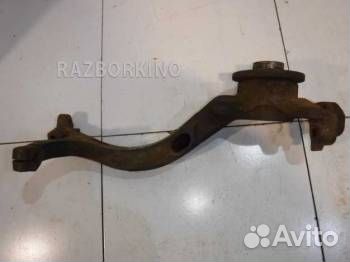 Кулак передний правый Ауди