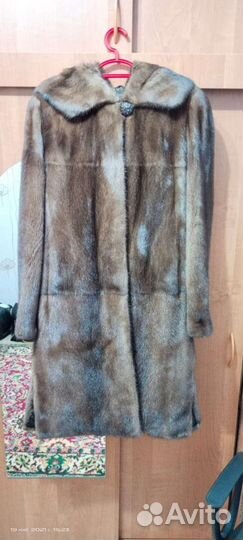 Шуба норковая с капюшоном 48 размер
