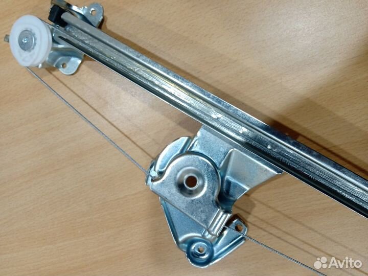 Стеклоподьемник задний правый w210