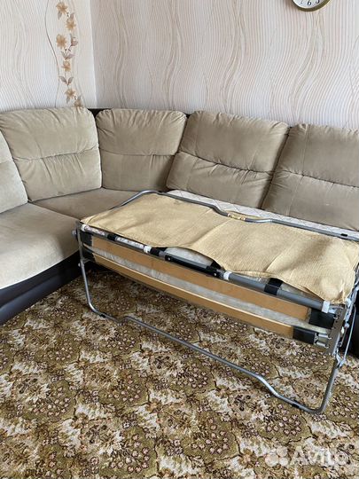 Большой угловой диван бу