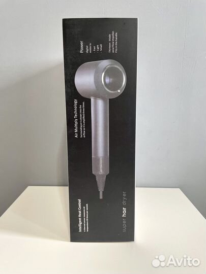Фен Dyson supersonic hd08 
