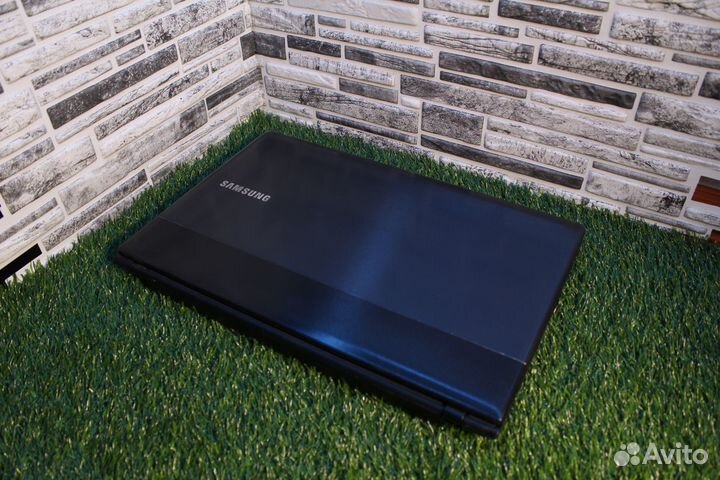 Игровой ноутбук Samsung i5/6gb/ssd256gb/gt520mx
